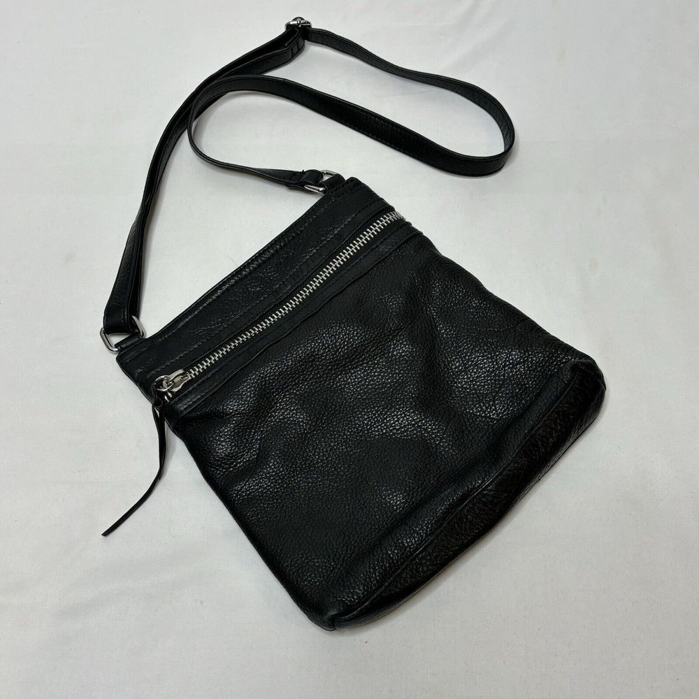 Margot Leather Hobo Crossbody Purse Shoulder Bag Black Pebbled Small Zip Closure